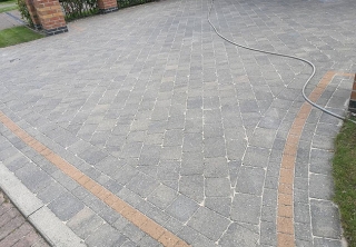 A driveway clean and resand at Radcliffe on Trent, Nottingham (after)